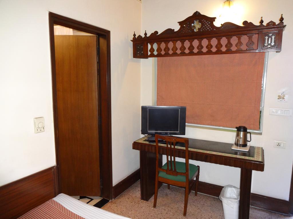 Hotel Broadway Delhi Ngoại thất bức ảnh